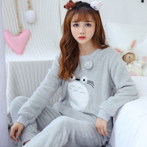 Autumn and Winter Women Pyjamas Sets Thick Warm Coral Velvet Suit Flannel Long Sleeve Female Cartoon Bear Animal Pants Sleepwear