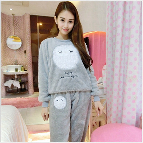 Autumn and Winter Women Pyjamas Sets Thick Warm Coral Velvet Suit Flannel Long Sleeve Female Cartoon Bear Animal Pants Sleepwear