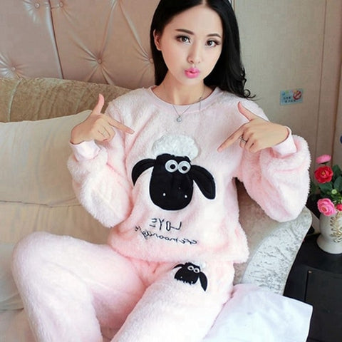 Autumn and Winter Women Pyjamas Sets Thick Warm Coral Velvet Suit Flannel Long Sleeve Female Cartoon Bear Animal Pants Sleepwear