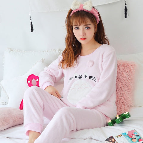 Autumn and Winter Women Pyjamas Sets Thick Warm Coral Velvet Suit Flannel Long Sleeve Female Cartoon Bear Animal Pants Sleepwear