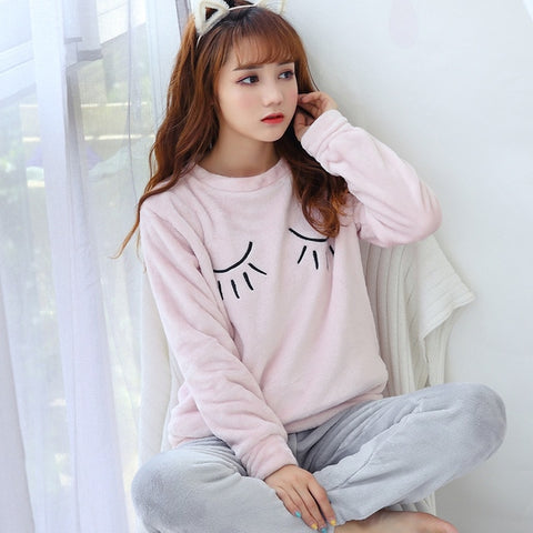 Autumn and Winter Women Pyjamas Sets Thick Warm Coral Velvet Suit Flannel Long Sleeve Female Cartoon Bear Animal Pants Sleepwear